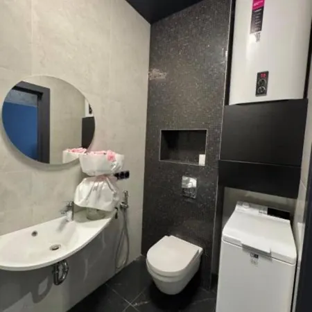 36 Kadorr Apartment